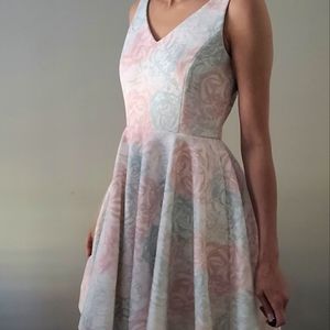 RW&CO Fit-Flared Gem 💎